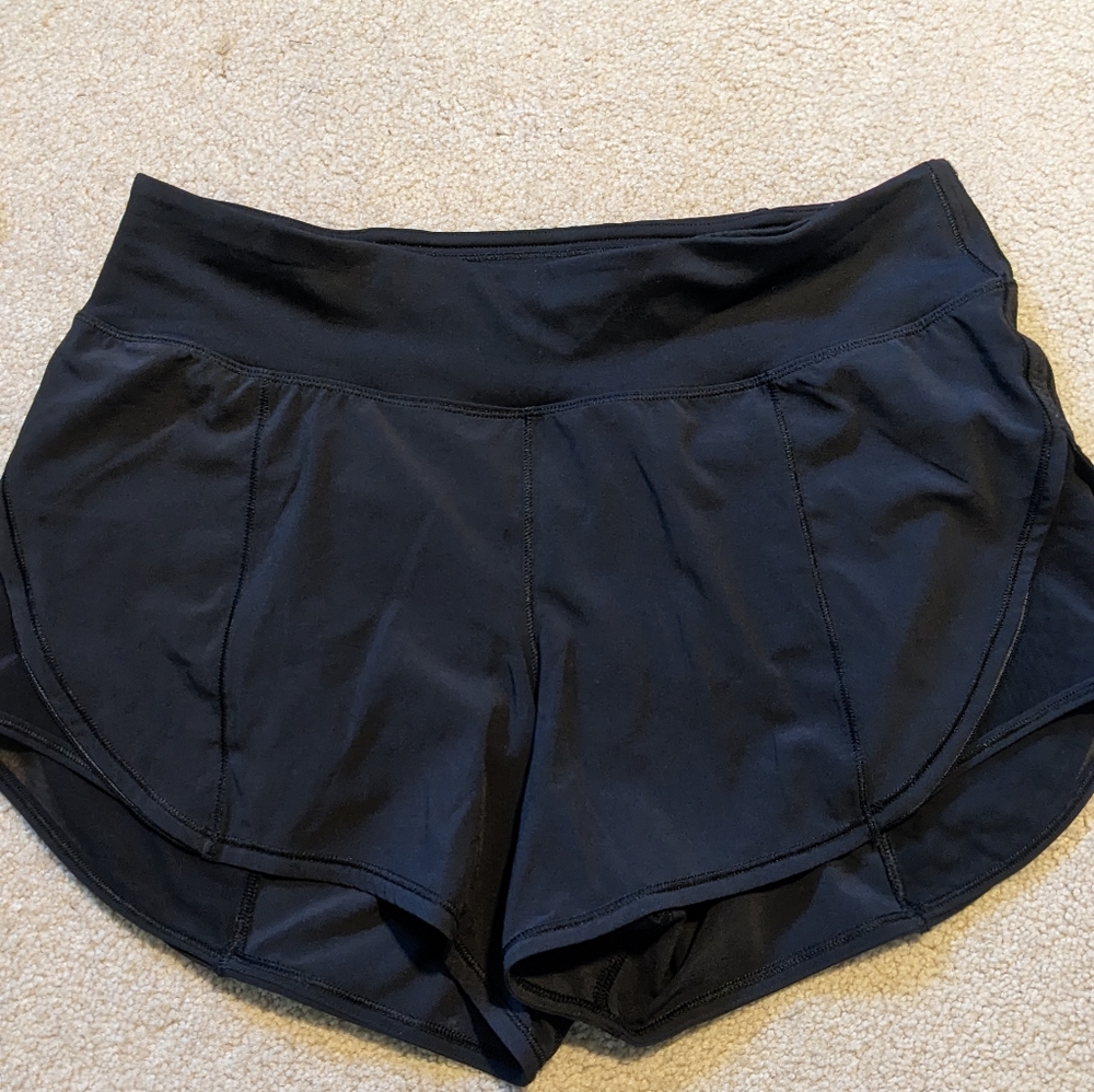 Lululemon running shorts size 6